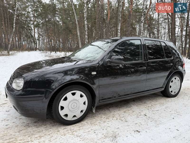 Volkswagen Golf 2001