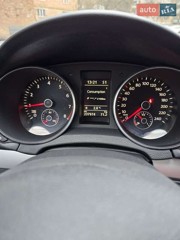 Універсал Volkswagen Golf 2010 в Києві