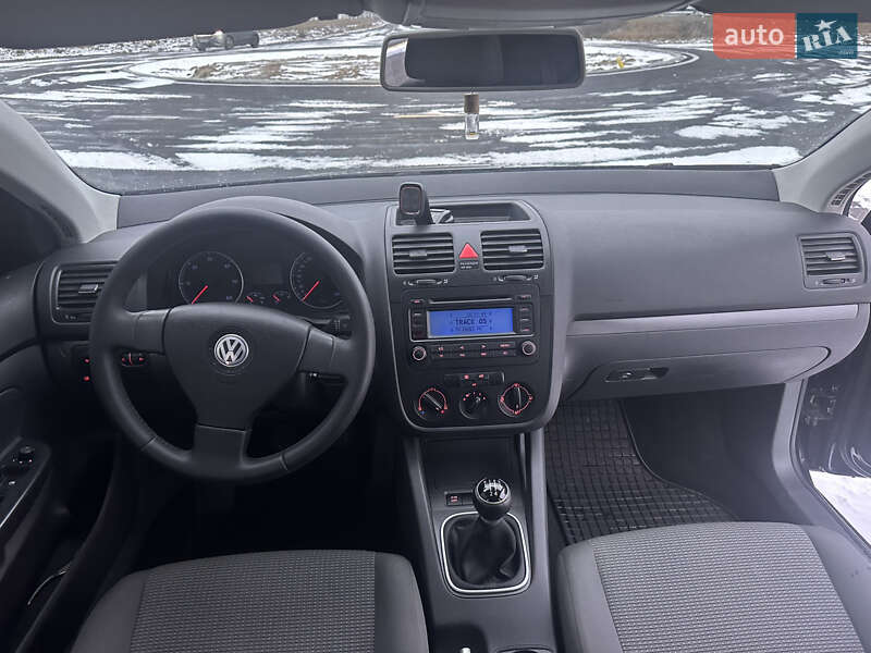 Універсал Volkswagen Golf 2008 в Києві