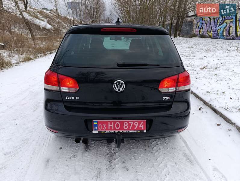Хетчбек Volkswagen Golf 2011 в Києві