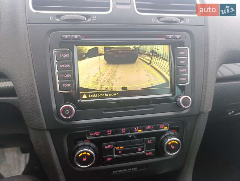 Хетчбек Volkswagen Golf 2011 в Києві