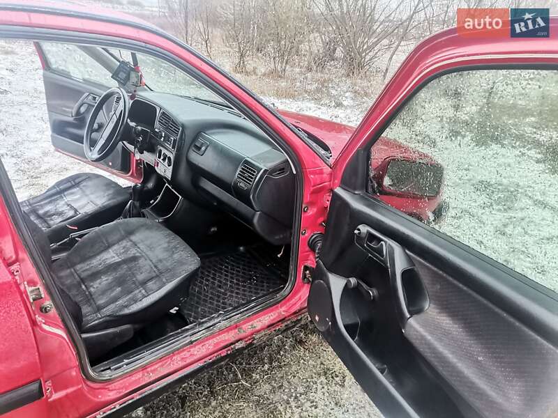 Хетчбек Volkswagen Golf 1993 в Ходореві