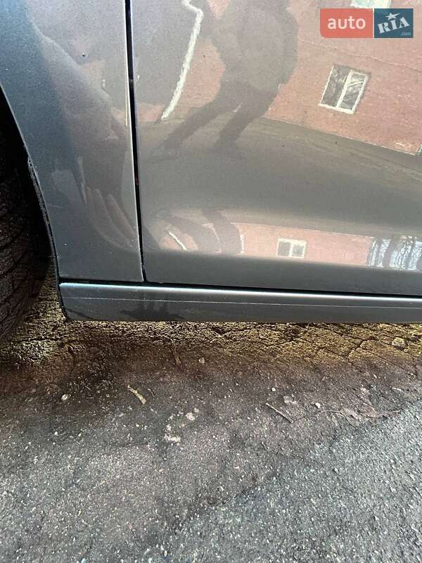 Універсал Volkswagen Golf 2011 в Чернігові