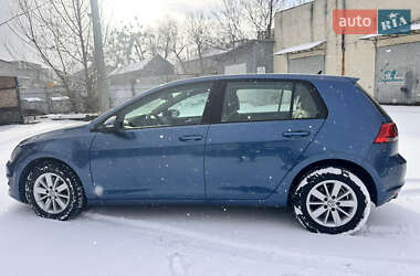 Хетчбек Volkswagen Golf 2017 в Києві