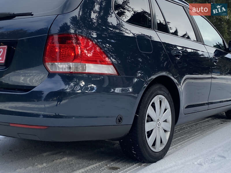 Універсал Volkswagen Golf 2007 в Умані