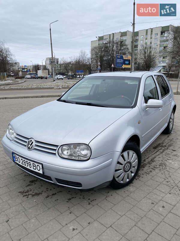 Volkswagen Golf 1998