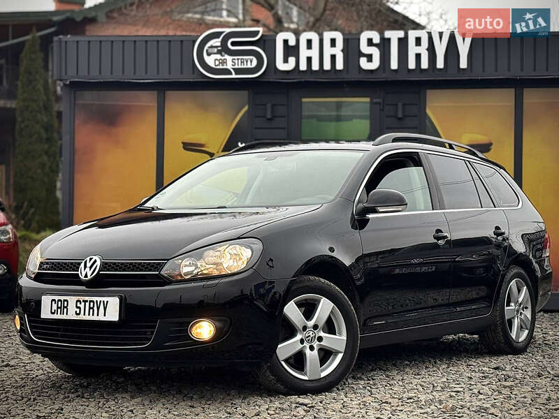 Універсал Volkswagen Golf 2012 в Стрию