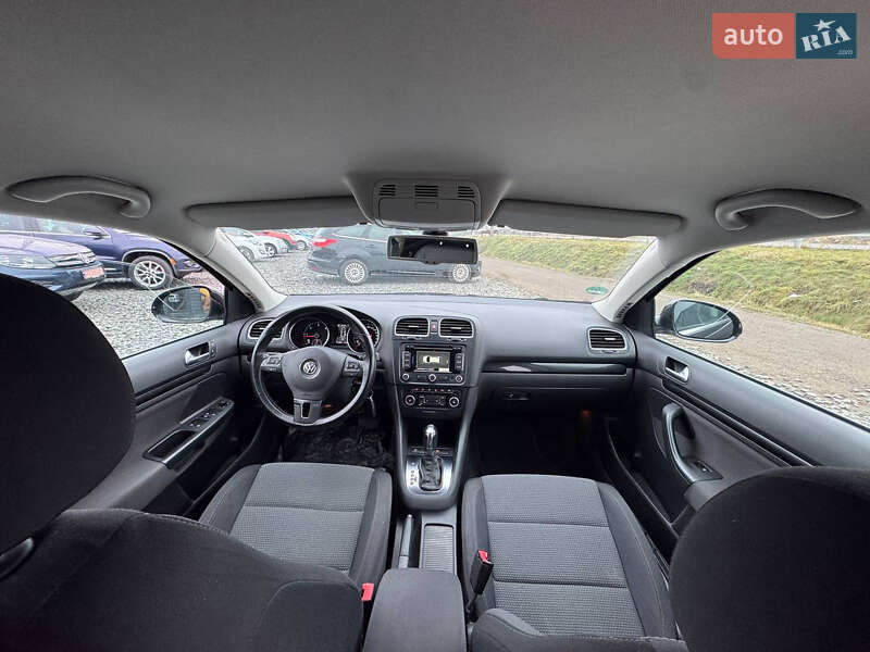 Універсал Volkswagen Golf 2012 в Стрию