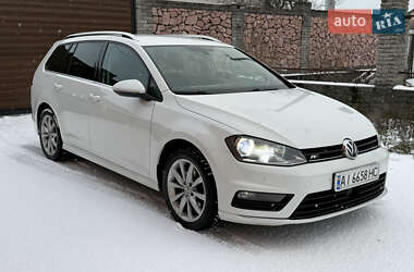 Універсал Volkswagen Golf 2015 в Радомишлі