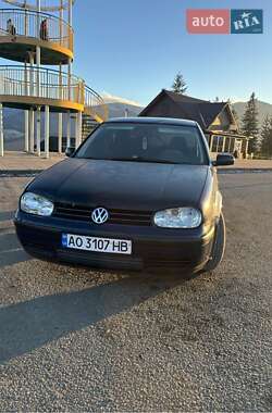 Хетчбек Volkswagen Golf 1999 в Мукачевому