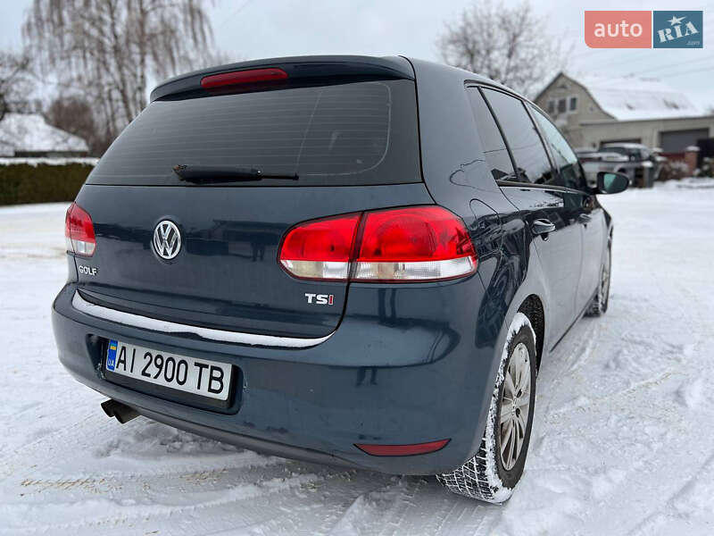 Хетчбек Volkswagen Golf 2012 в Козелеці