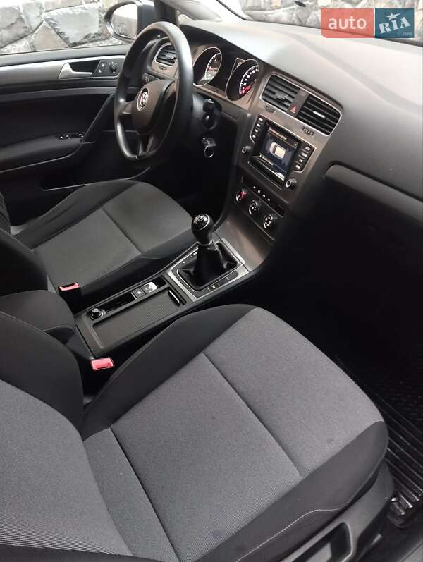 Универсал Volkswagen Golf 2014 в Мукачево