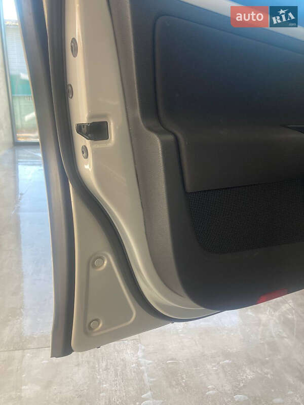 Універсал Volkswagen Golf 2010 в Рівному фото 13 Універсал Volkswagen Golf 2010 в Рівному