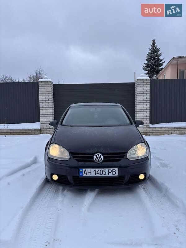 Хетчбек Volkswagen Golf 2007 в Запоріжжі