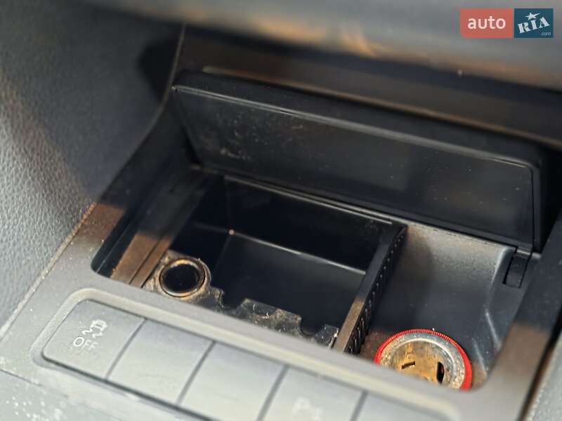 Универсал Volkswagen Golf 2010 в Луцке