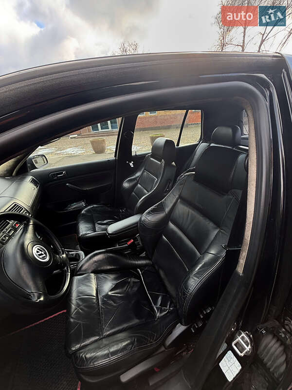 Хэтчбек Volkswagen Golf 1999 в Одессе