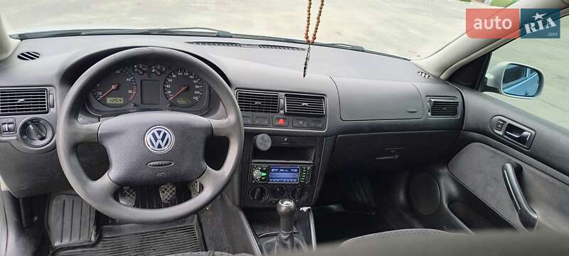 Універсал Volkswagen Golf 2000 в Обухові