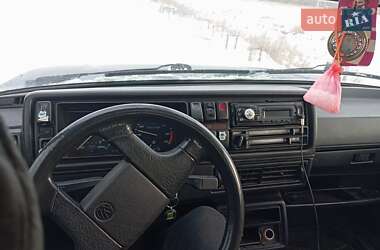 Хетчбек Volkswagen Golf 1990 в Спасі