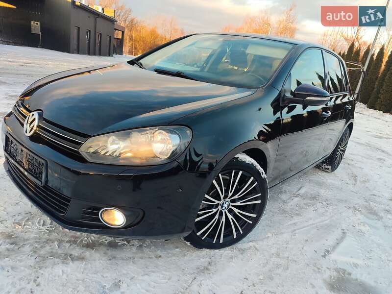 Хетчбек Volkswagen Golf 2010 в Івано-Франківську