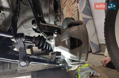 Хэтчбек Volkswagen Golf 1998 в Львове