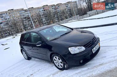 Хэтчбек Volkswagen Golf 2008 в Кривом Роге
