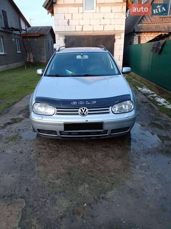 Volkswagen Golf 2002