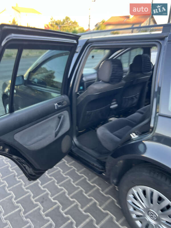 Універсал Volkswagen Golf 1999 в Одесі