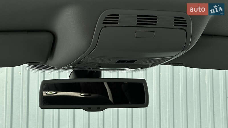 Універсал Volkswagen Golf 2009 в Самборі