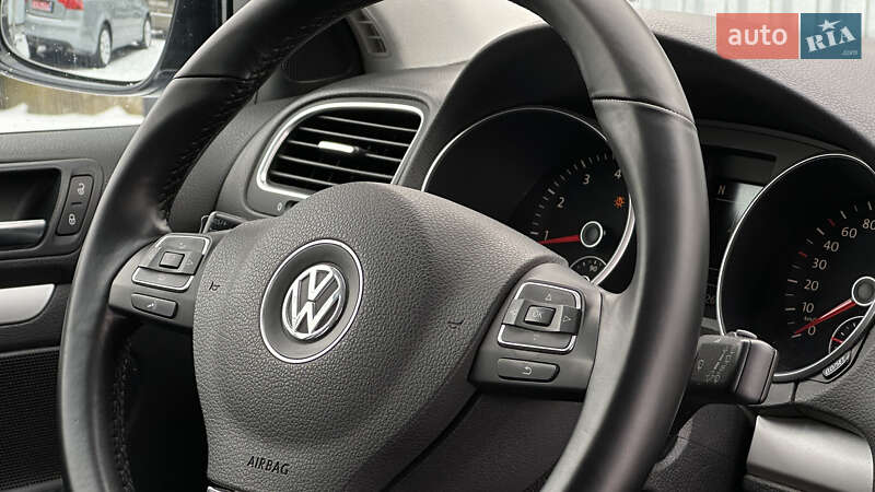 Універсал Volkswagen Golf 2009 в Самборі