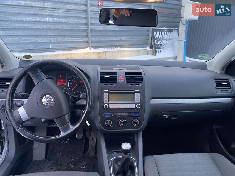 Хэтчбек Volkswagen Golf 2007 в Львове