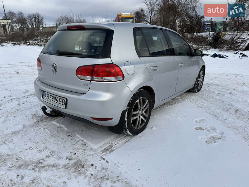 Хетчбек Volkswagen Golf 2010 в Вінниці