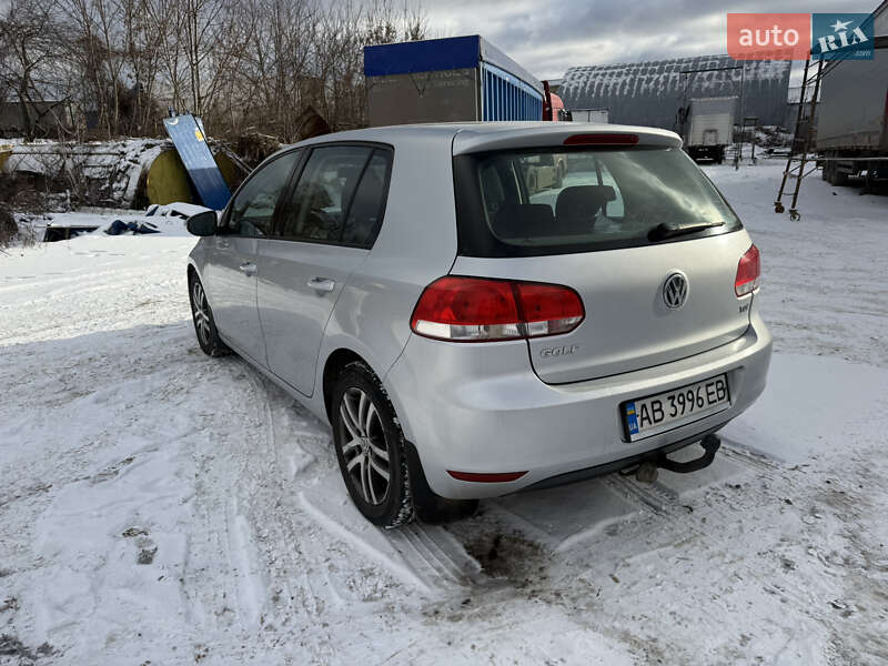 Хетчбек Volkswagen Golf 2010 в Вінниці