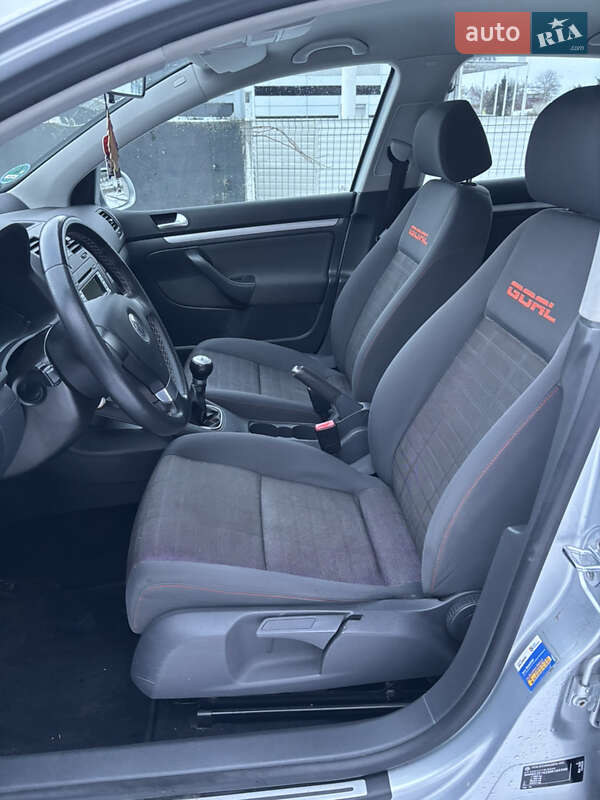 Хэтчбек Volkswagen Golf 2007 в Львове