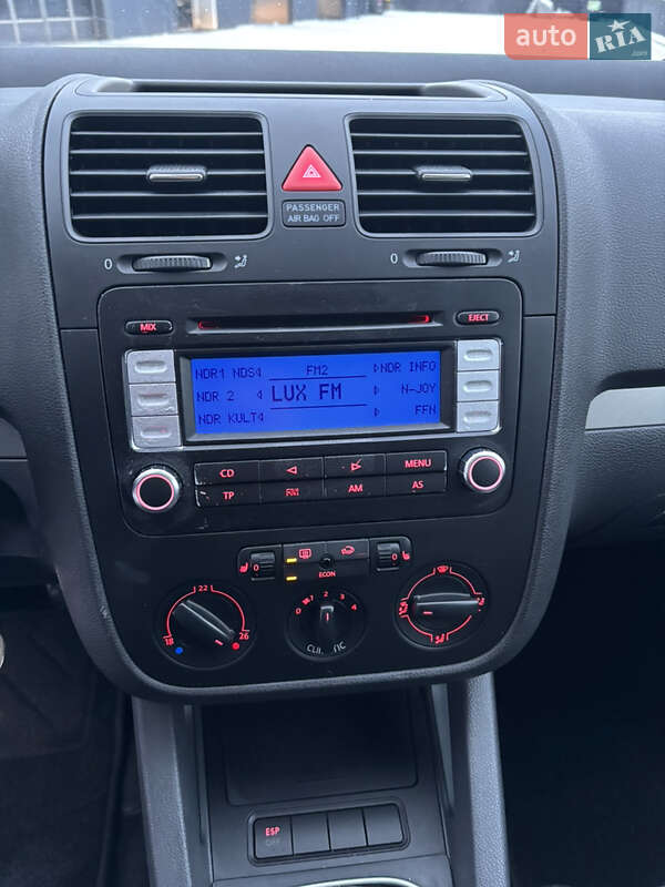 Хэтчбек Volkswagen Golf 2007 в Львове