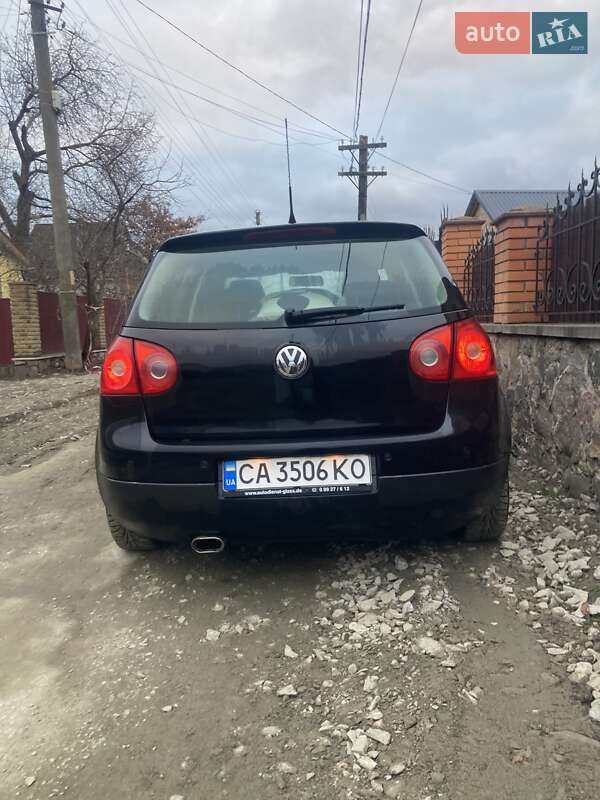 Хетчбек Volkswagen Golf 2006 в Тальному