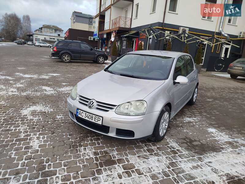 Volkswagen Golf 2005