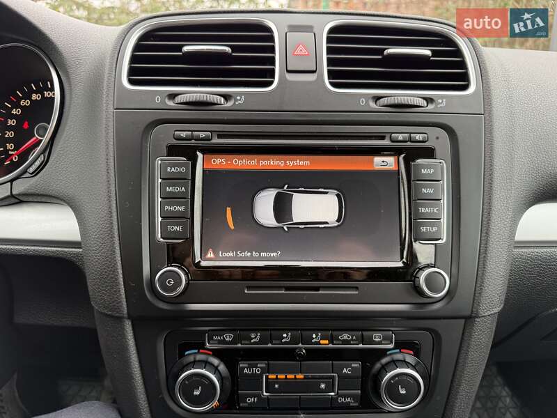 Хетчбек Volkswagen Golf 2010 в Ужгороді