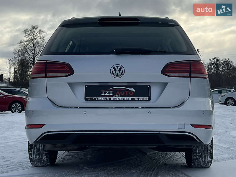 Универсал Volkswagen Golf 2019 в Луцке