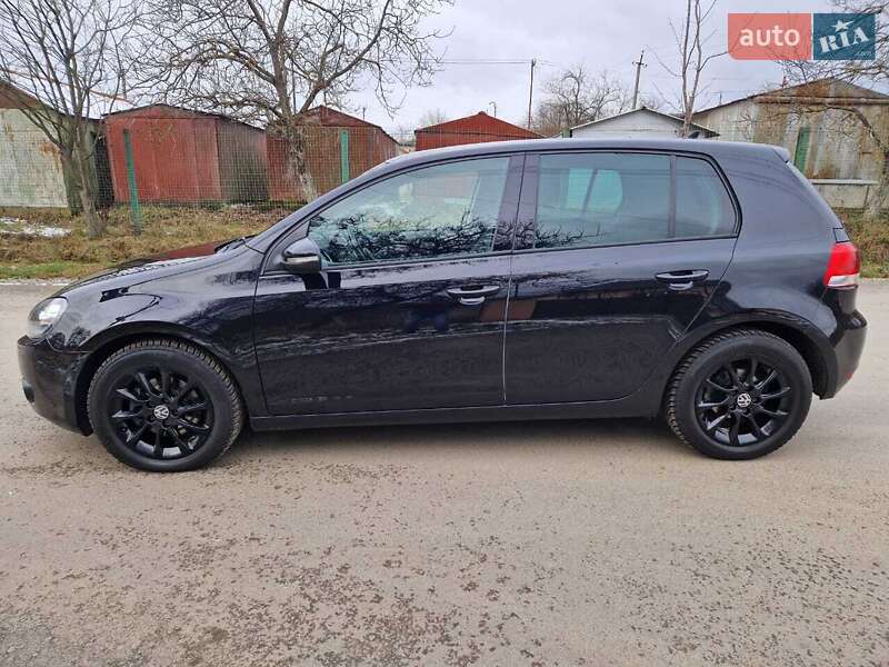 Хэтчбек Volkswagen Golf 2012 в Мукачево