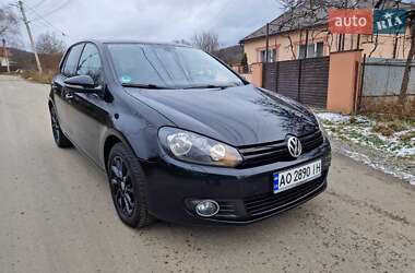Хетчбек Volkswagen Golf 2012 в Мукачевому