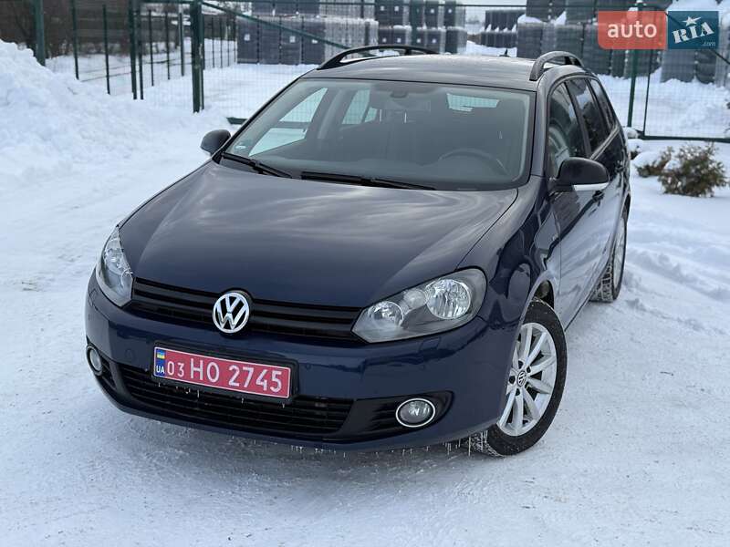 Универсал Volkswagen Golf 2012 в Сарнах