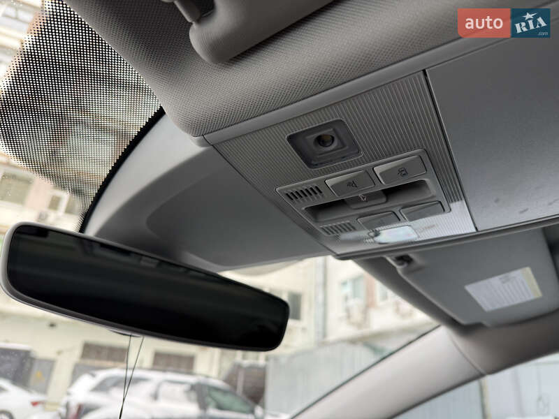 Хетчбек Volkswagen Golf 2018 в Києві