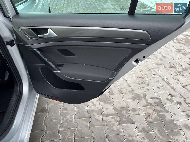 Универсал Volkswagen Golf 2019 в Стрые фото 11 Универсал Volkswagen Golf 2019 в Стрые