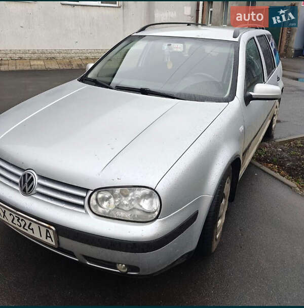 Volkswagen Golf 2000