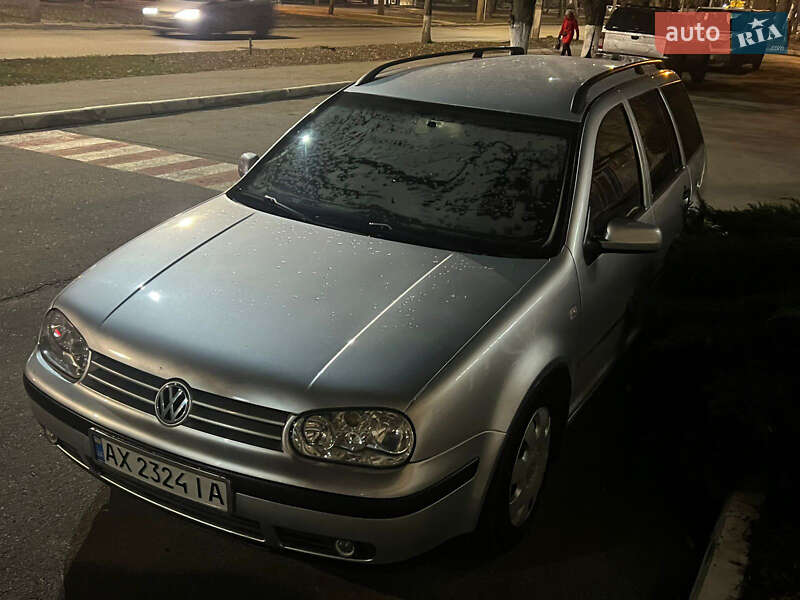 Універсал Volkswagen Golf 2000 в Харкові