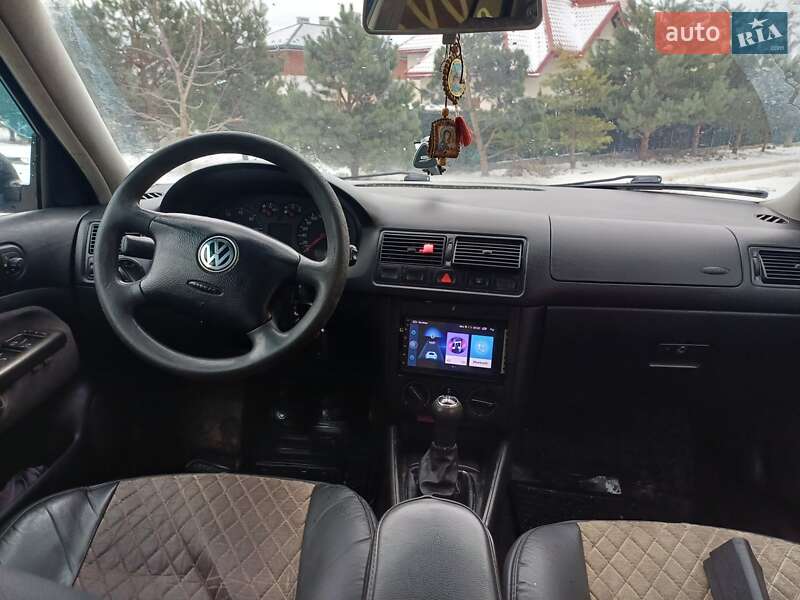 Хетчбек Volkswagen Golf 1999 в Львові