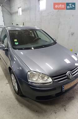 Хетчбек Volkswagen Golf 2005 в Маневичах
