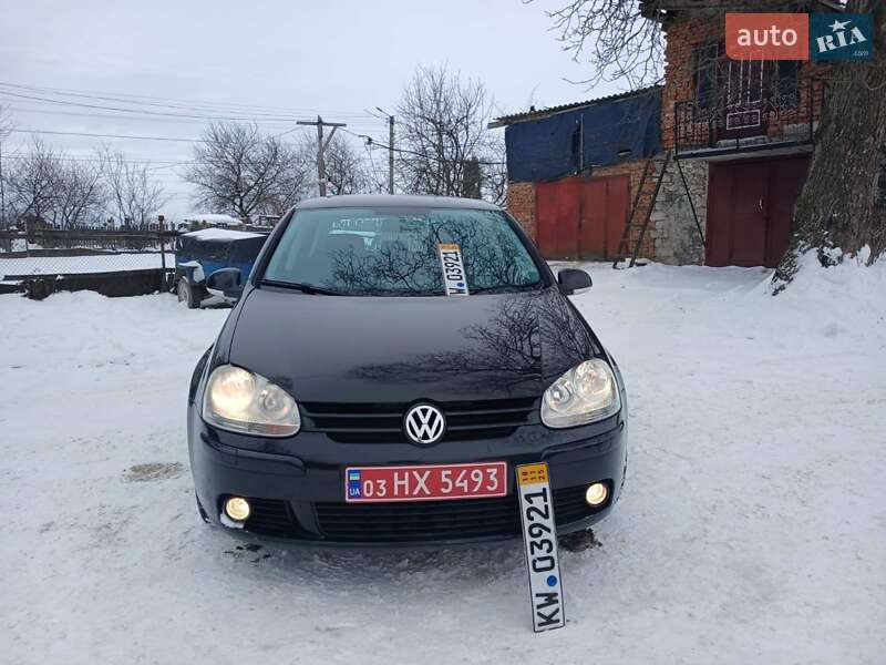 Хетчбек Volkswagen Golf 2006 в Тернополі