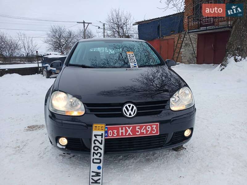 Хетчбек Volkswagen Golf 2006 в Тернополі