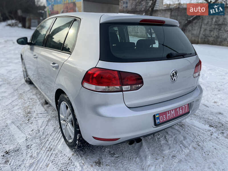 Хэтчбек Volkswagen Golf 2009 в Хмельницком